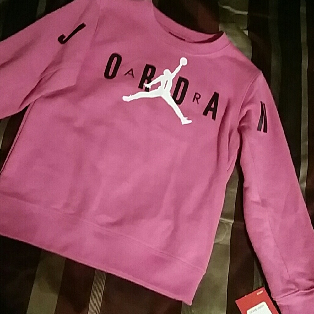nwt  air jordan sweater